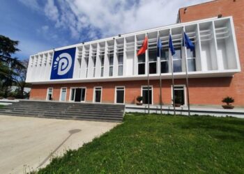 PD kërkesë në Kuvend për mocion me debat për programin e Ramës