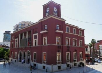 Bashkia e Durrësit hap garën për drejtorët e rinj