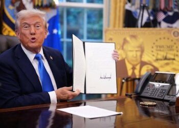 SHBA, Trump shton një tarifë prej 100 mijë dollarësh për aplikantët e vizave H-1B