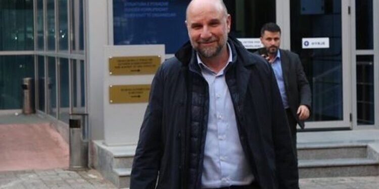 Në gjyq për mashtrim në 2 tendera, Fernand Nuha merr në tabaka 2.7 miliardë lekë nga Dritan Agolli