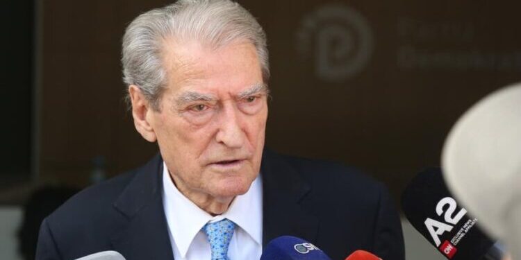 Berisha paralajmëron protesta dhe revolta: Me Ramën nuk ka zgjedhje të ndershme
