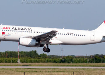 Kriza te Air Albania, avioni “afrikan” ngjyroset kuqezi pas bllokimit të dy “Airbus-eve” nga qiradhënësi: Rrugëtimi nga Libia në Nigeri dhe Tiranë