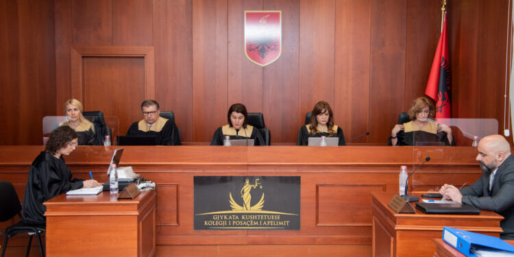 Problemet me pasurinë/ KPA lë në fuqi shkarkimin e gjyqtarit Arben Kostandini