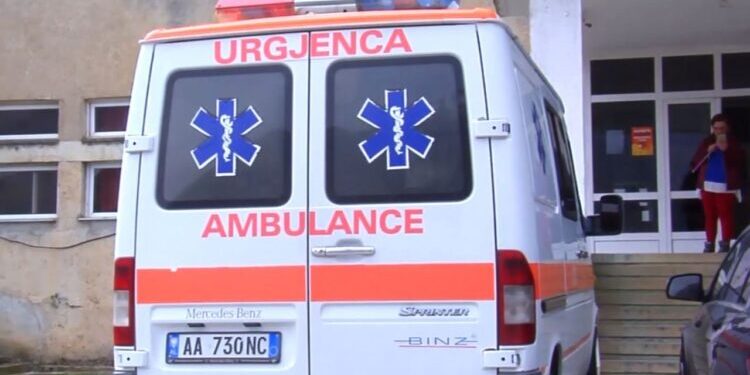 15-vjeçarja hidhet nga kati i katërt në Sarandë