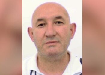 Publikohet fotoja e Dritan Pine që plagosi dy persona me thikë në Korçë