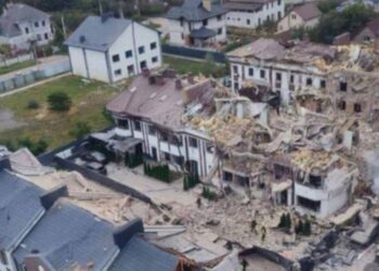 Kievi bombardohet 4 herë gjatë natës nga raketat ruse, një nga sulmet ajrore më të mëdha që nga fillimi i luftës