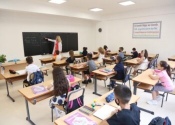 (Mos) kthimi në shkolla, 112 mijë nxënës më pak në një dekadë