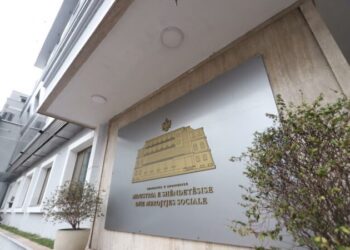 Ndryshime në Shëndetësi, largohet Drejtori i Fondit të Kujdesit Shëndetësor