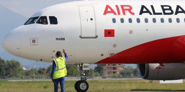 Kriza e “Air Albania”, qeradhënësi padit kompaninë ajrore shqiptare