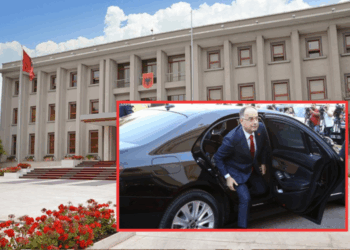 Mjeshtri i tenderave sekretë, Alfred Çoma fut në xhep 3.5 miliardë lekë në “shtëpinë” e Presidentit Begaj