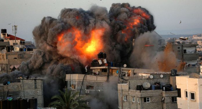 Izraeli fillon sulmin tokësor në Gaza