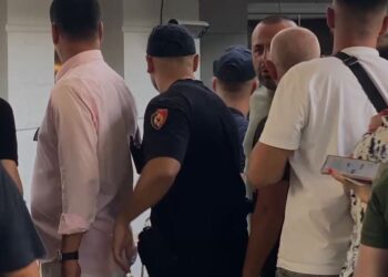 Video/ Dalin pamjet nga atentati në Shkodër