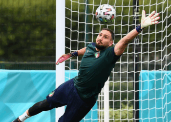 PSG dhe Man City arrijnë akordin, Donnarumma transferohet në Angli