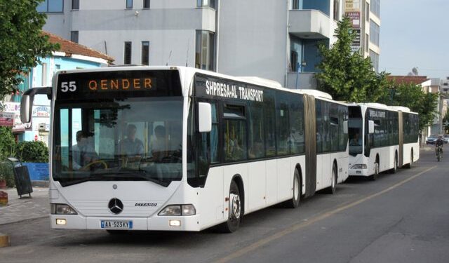 Bashkia Kamëz merr vendimin! Rritet çmimi i transportit publik për linjën Kamëz–Tiranë