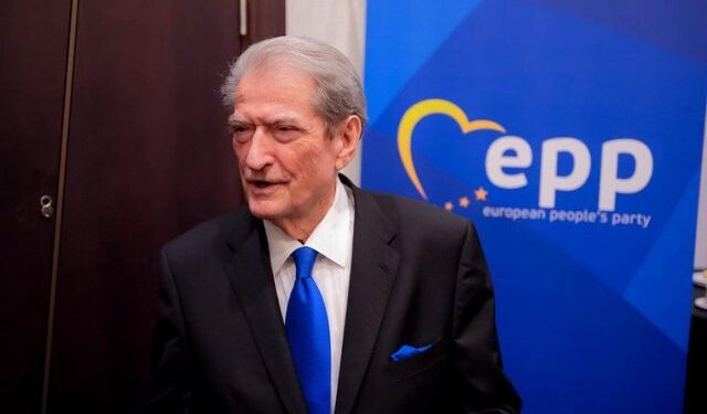 “Qeveria e lidhur me kartelet”/ Berisha në Strasburg: Rreziku më i madh për shqiptarët është droga!