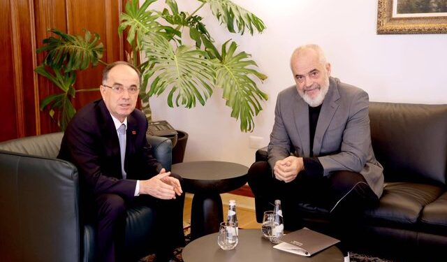 Begaj zbaton urdhërin e Ramës, dekreton zgjedhje në shkelje të Kushtetueses