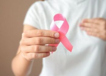 Mijëra gra shqiptare përballë betejës me kancerin e gjirit, rastet rriten me 23% në një dekadë