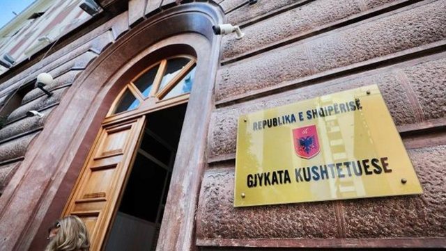Gjykata Kushtetuese pezullon dekretin e Begajt për zgjedhjet në Tiranë