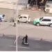 I riu ‘sfidon’ policinë dhe ja mbath me skuter pranë ‘Zogut të Zi’