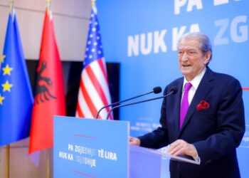 Von der Leyen në Tiranë, Berisha: Shqipëria nuk plotëson asnjë kriter tjetër përveç atij gjeostrategjik dhe politikës së jashtme
