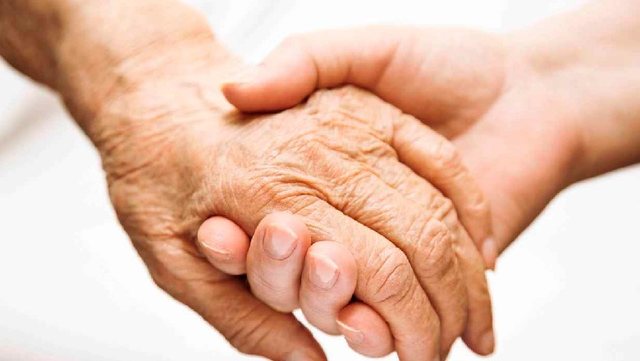 Shtëpitë e të moshuarve, pa psikiatër dhe ilaçe, 45% ‘pacientë’ të patrajtuar