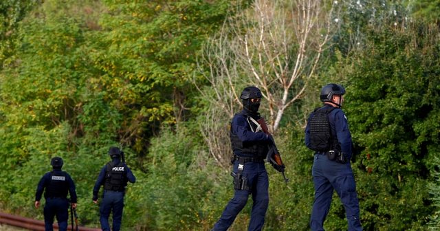 Operacion policor në Zveçan dhe Zubin Potok