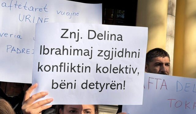Protestë para Ministrisë së Ekonomisë, minatorët e Spaçit kërkojnë të drejta sindikale dhe siguri në punë