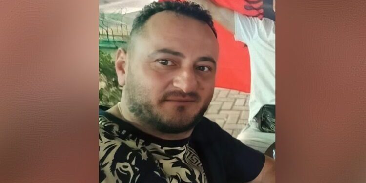 FOTO/ Ky është Arlind Demushi që vrau 40-vjeçarin me thikë në Babrru