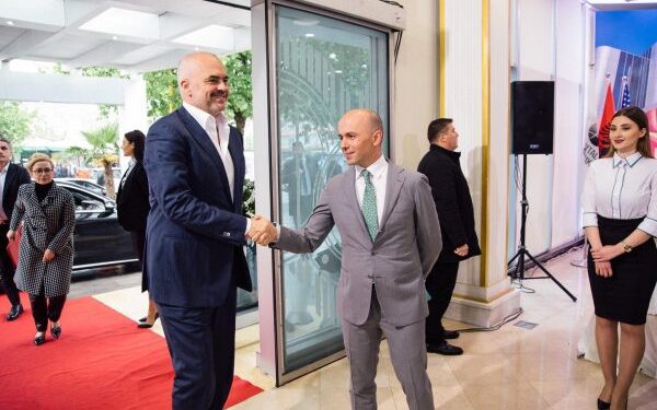Afera e Hemodializës Thellohet! Rama Zgjat Fshehurazi Koncesionin e Klodian Allajbeut me 25 Milionë Euro?