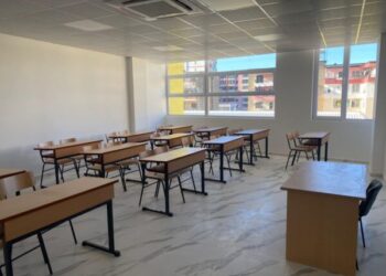 Në 4 vitet e fundit u mbyllën 104 shkolla 9-vjeçare, tkurren me 14% dhe nxënësit