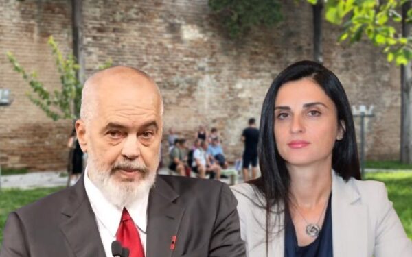Durrësi në kaos, si po degradon porta e turizmit shqiptar