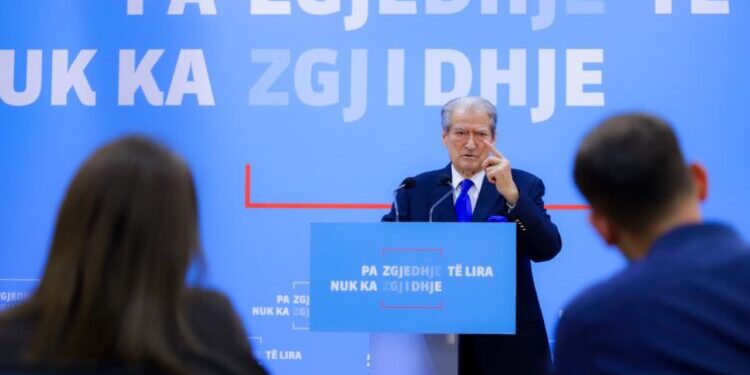 Berisha paralajmëron protesta: Qeveria teknike nuk krijohet nëse nuk imponohemi