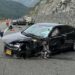 Përplaset makina në Rrugën e Kombit, shoferi dërgohet tek Trauma për ndërhyrje të specializuar