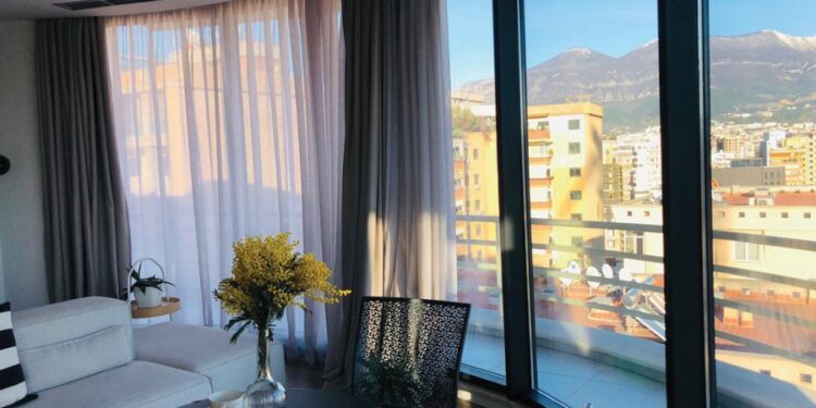 Rritja e çmimeve të banesave në kryeqytet, si po ‘fluturojnë’ qiratë