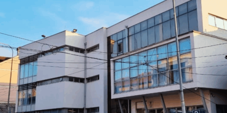 Qëlloi për vdekje me thikë vajzën 15 vjeçe, Prokuroria jep detaje tronditëse