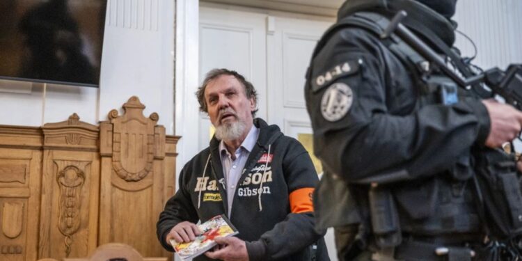 Plagosi me katër plumba Robert Ficon, dënohet me 21 vjet autori
