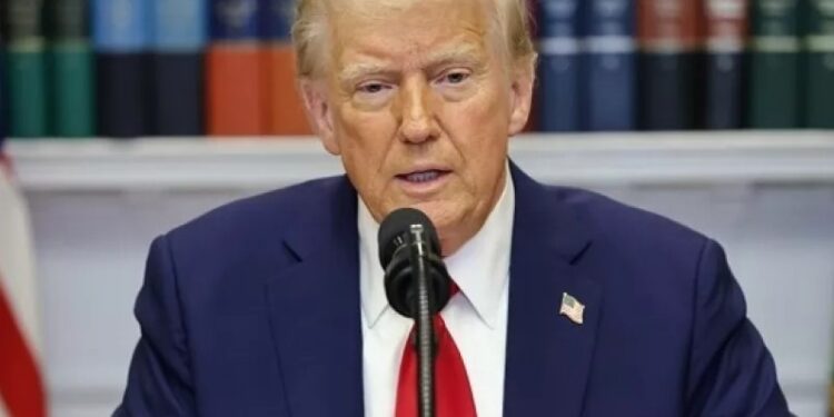 Trump: Nëse Hamasi vazhdon të vrasë njerëz në Gaza, ne do të hyjmë dhe do t’i eleminojmë ata