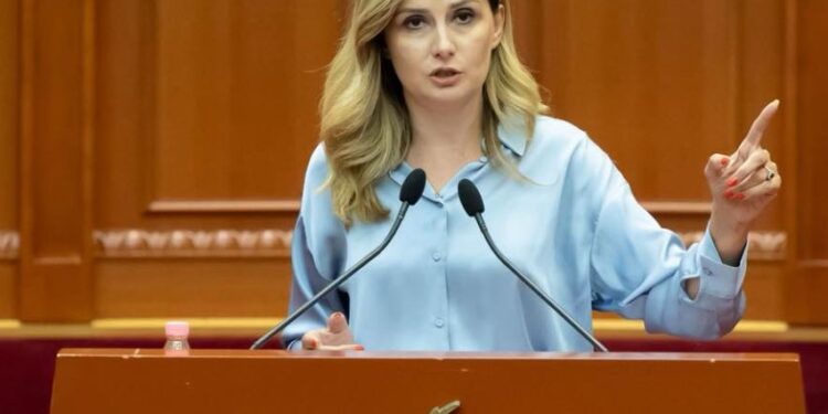Tabaku: Qeveria ka dështuar të garantojë një jetë dinjitoze për të moshuarit
