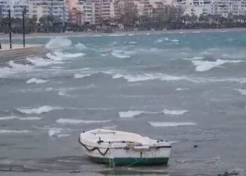 Kushtet atmosferike të pafavorshme, pezullohet lundrimi në Vlorë