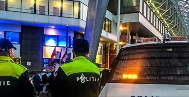Rreth 180 tifozë të Napolit arrestohen para ndeshjes së Champions League