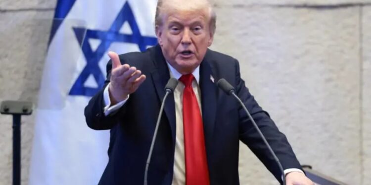 Trump paralajmëron Hamasin: Çarmatosuni ose do ta bëjmë ne