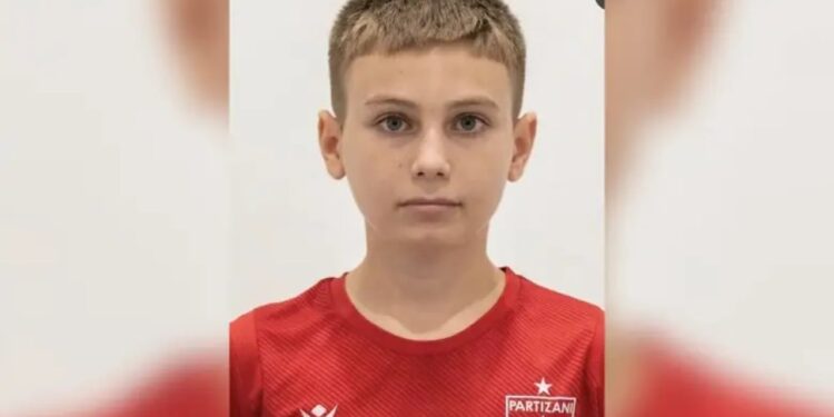 Një vit nga vrasja e Martin Canit, flet nëna: Nuk e meritonte atë vdekje