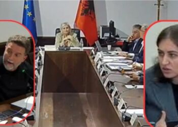 Zv. ministrja e Infrastrukturës përplaset me Erion Braçen: Na trembët, qetësohuni