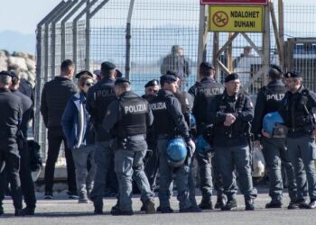 “Corriere della Sera”: Kush po e paguan faturën miliona euro të dështimit Rama – Meloni?