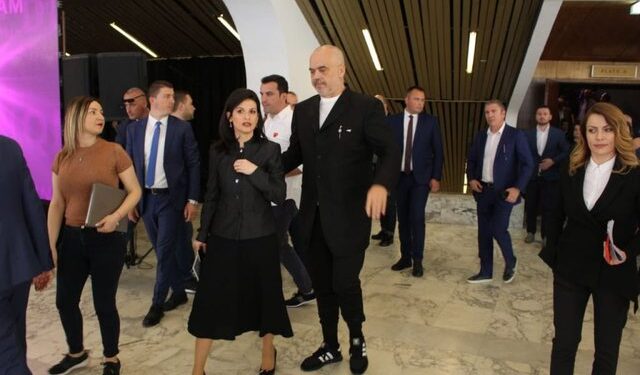 Nuk u bë dot deputete, ish-ministrja merr post të ri pranë Ramës