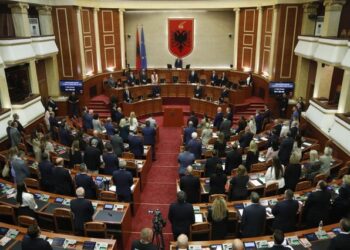 Kuvendi në seancë plenare, në fokus pr/ligji për “Barazinë Gjinore