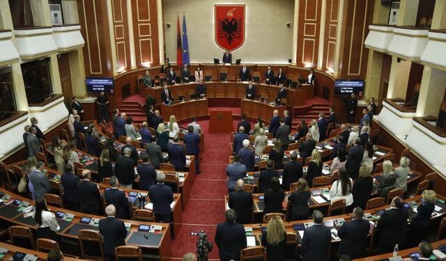 Kuvendi në seancë plenare, në fokus pr/ligji për “Barazinë Gjinore