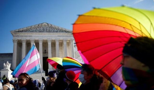 Gjykata Supreme i jep të drejtë Trump: Ka vetëm dy gjini