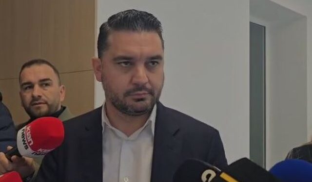 Mblidhen kryetarët e degëve të PD, Qosja pro protestave: Në një linjë me Kryesinë