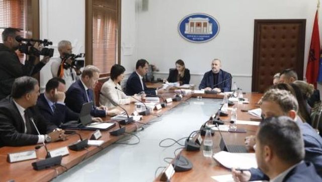 26 kandidatura, Komisioni i Ligjeve nis sot dëgjesat për Avokatin e Popullit